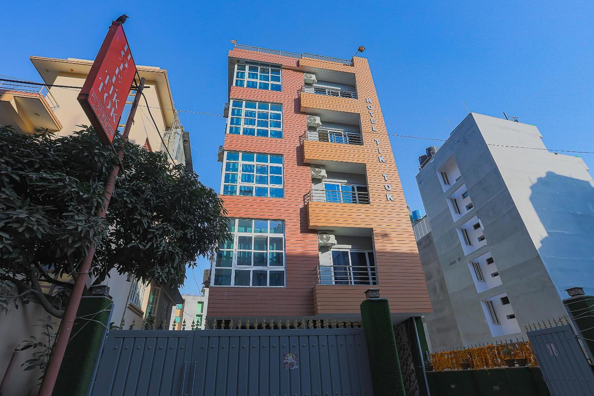 Oyo 799 Hotel Tik Tok Pvt Ltd. Катманду Екстериор снимка