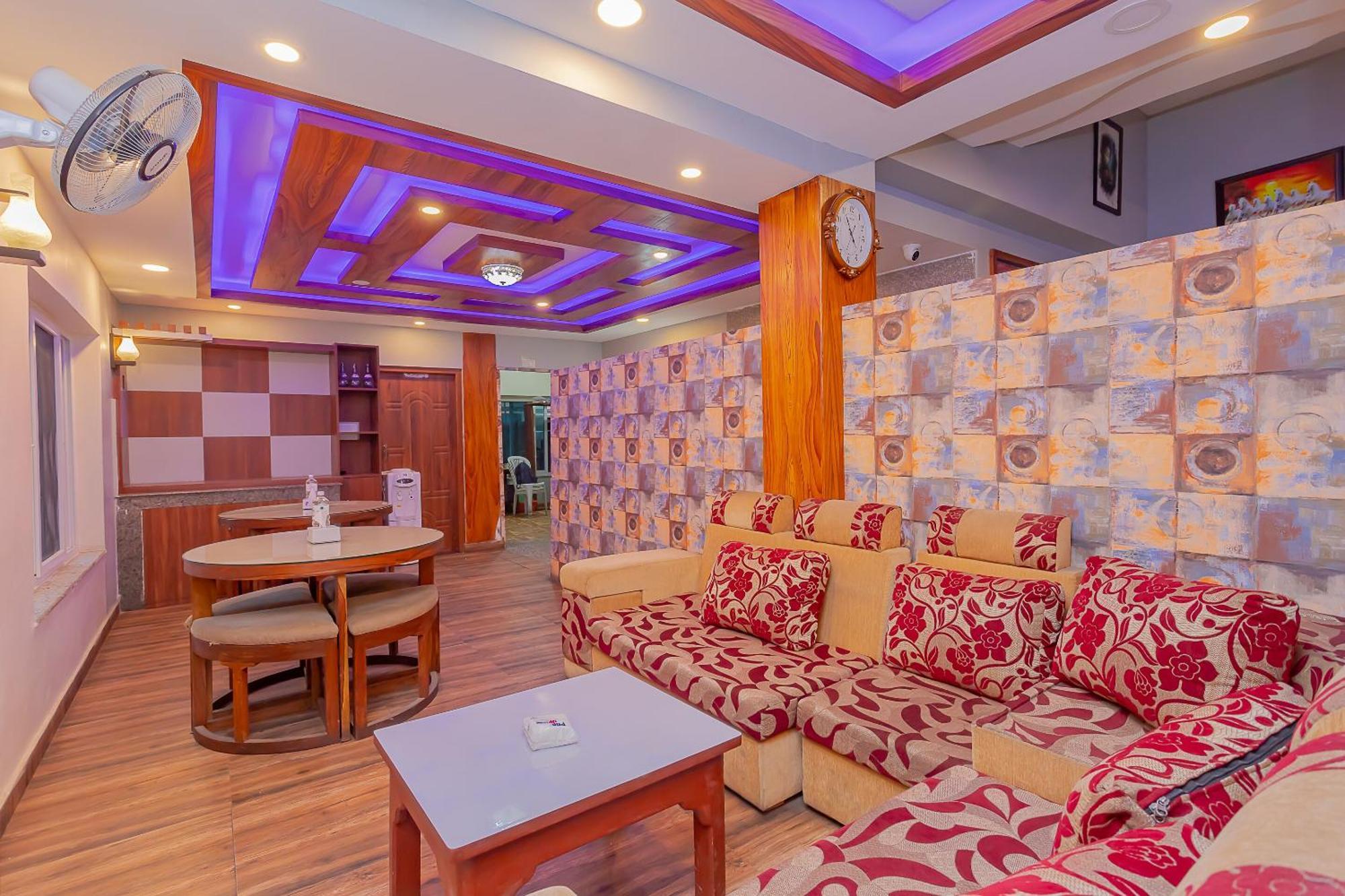 Oyo 799 Hotel Tik Tok Pvt Ltd. Катманду Екстериор снимка