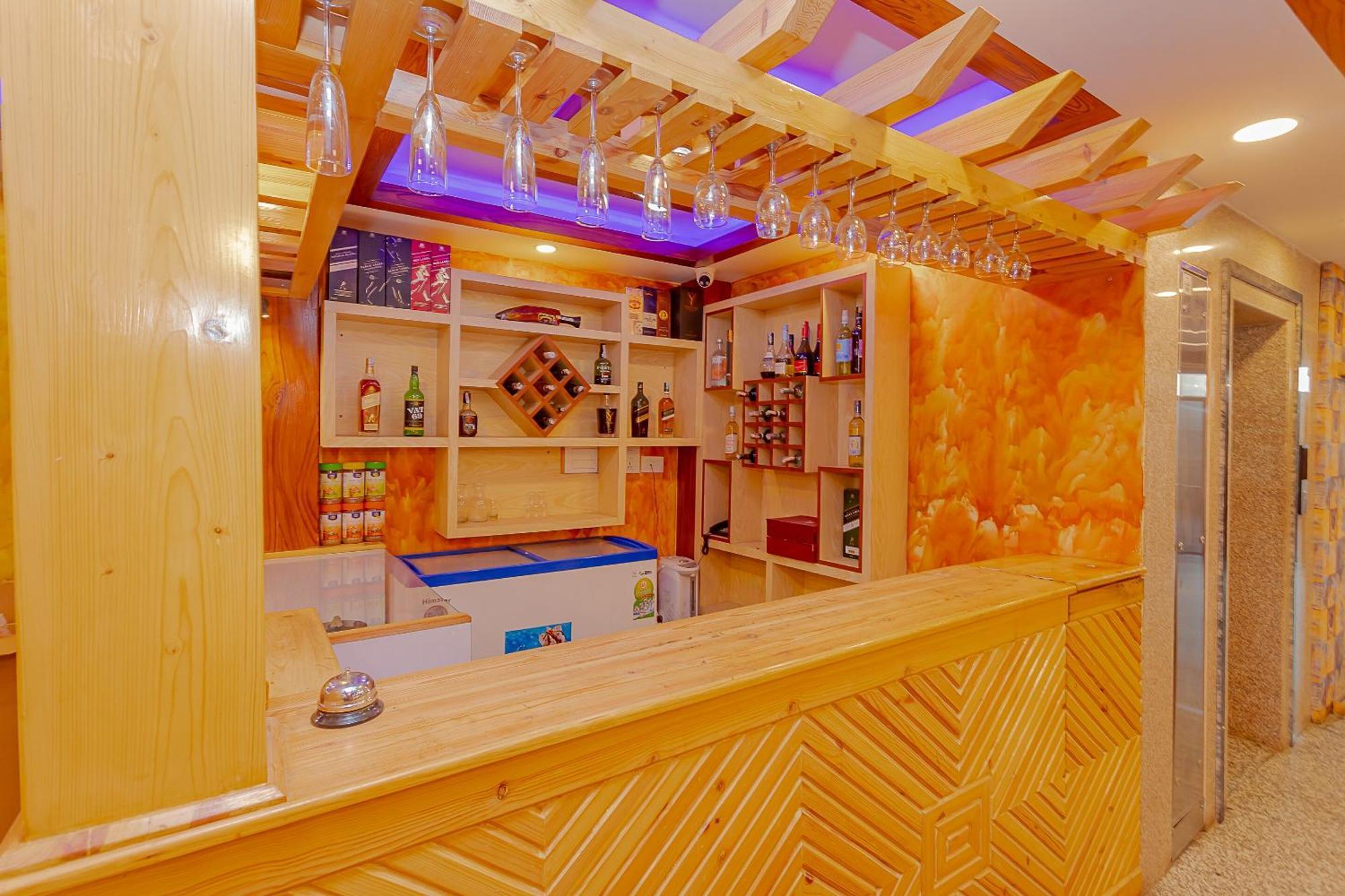 Oyo 799 Hotel Tik Tok Pvt Ltd. Катманду Екстериор снимка