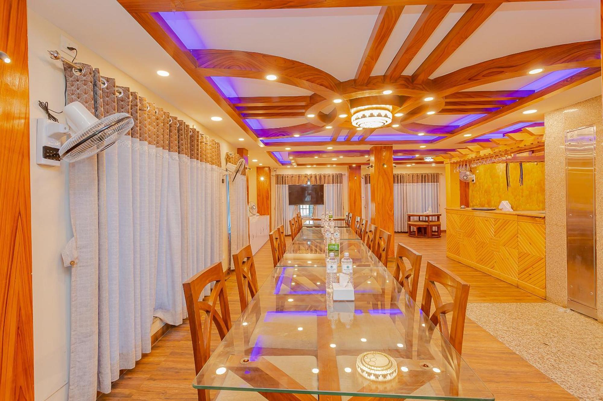 Oyo 799 Hotel Tik Tok Pvt Ltd. Катманду Екстериор снимка