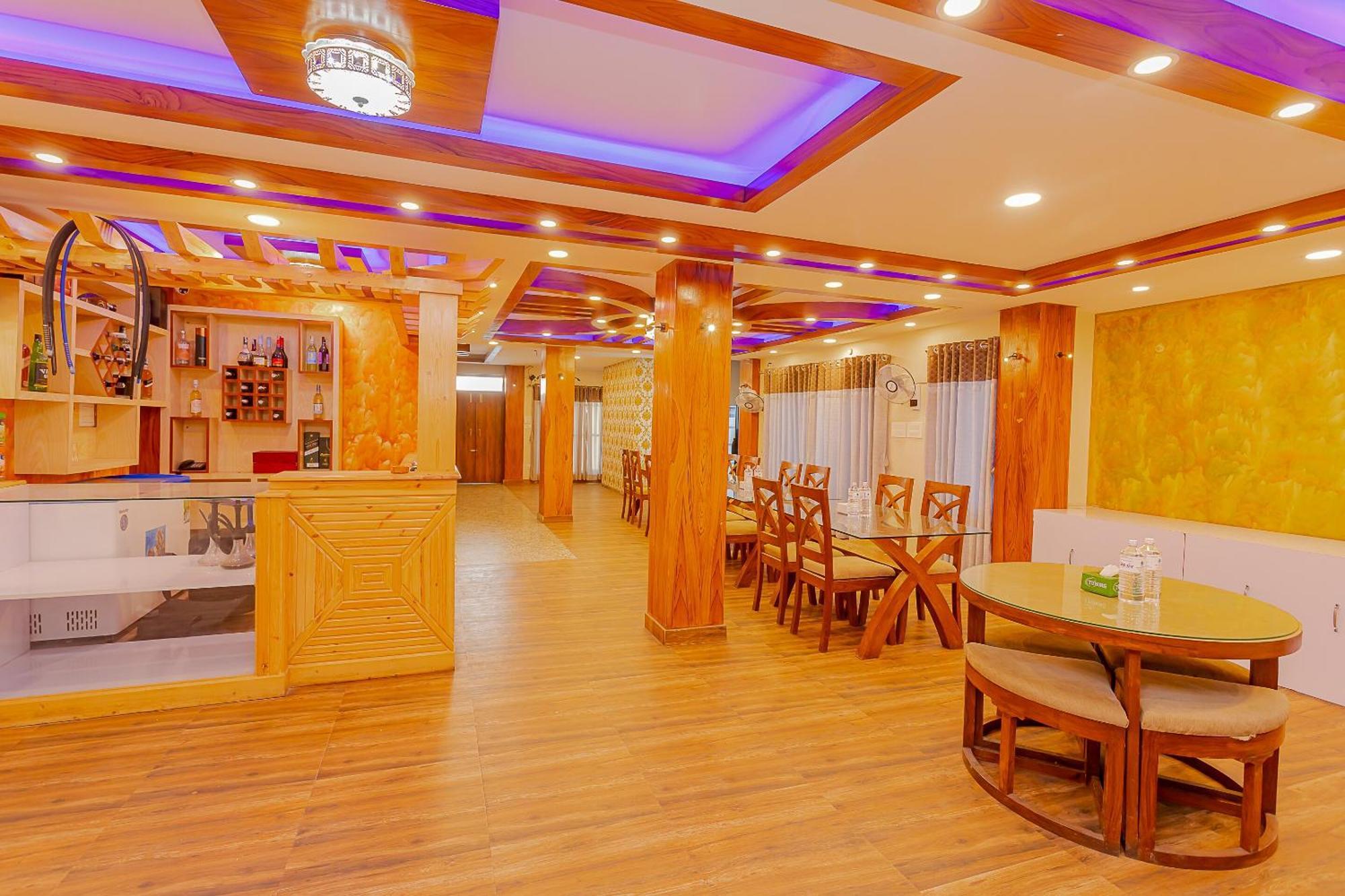 Oyo 799 Hotel Tik Tok Pvt Ltd. Катманду Екстериор снимка